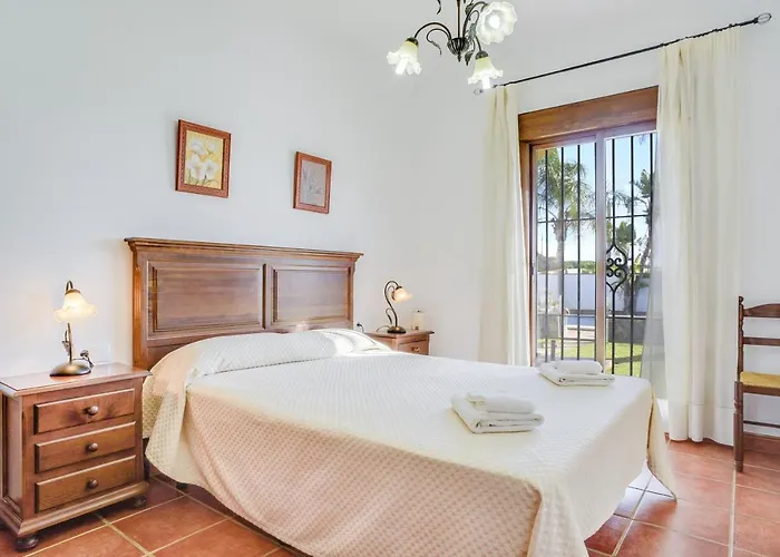 Casa Villanueva 3 Solo Familias *